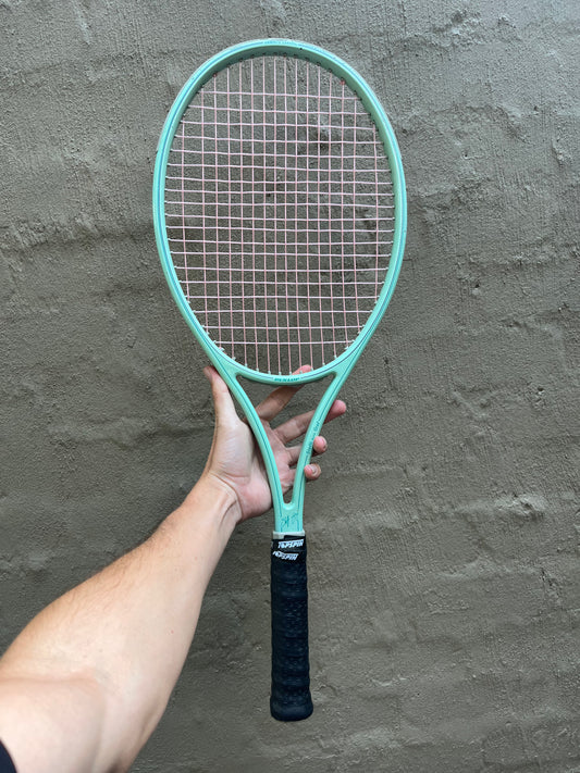 Dunlop Tennis Racket Steffi Auto Graph Collectible (2nd Hand)