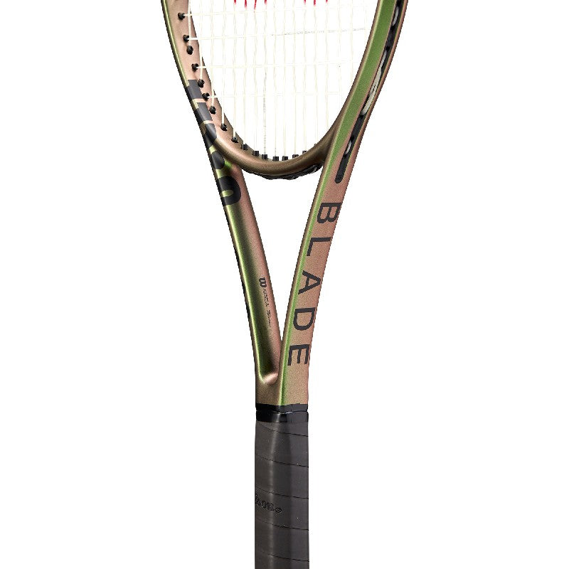 Wilson Tennis Racket Blade 98 V8.0 16X19 305G